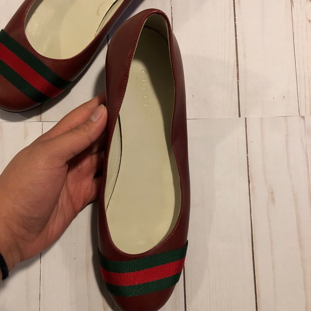 Red Gucci Flats - Picture 3 of 7